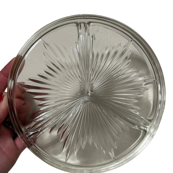 Vintage Glass With Lid, 3 Section divided dish, relish dish, or jewelry dish - Picture 5 of 8